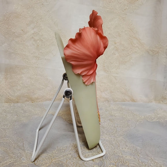 Hummingbird Wall Pocket - Picture 4 of 15